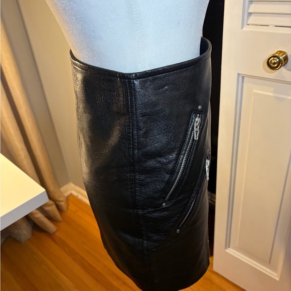Blank NYC Black Asymmetrical Leather Skirt - Picture 8 of 12